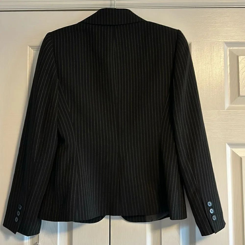 Tahari ASL Women’s Petite Becca Black with White Pink Stripes Blazer - Picture 6 of 8